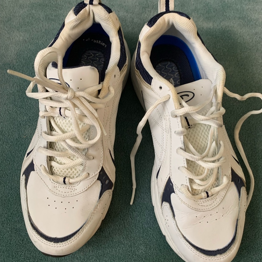 Dr Scholl shoes , Man